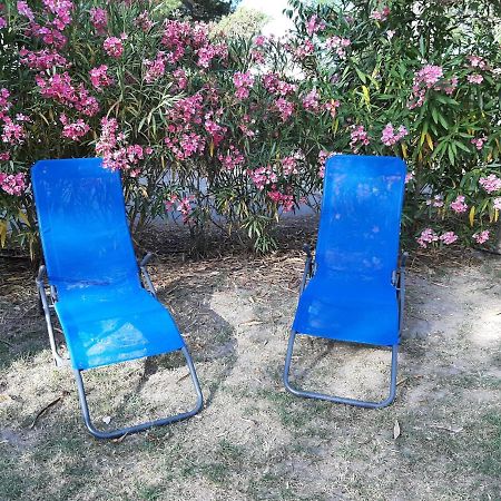 Mobile Home Entierement Equipe ラ・ロック・ダンテロン エクステリア 写真