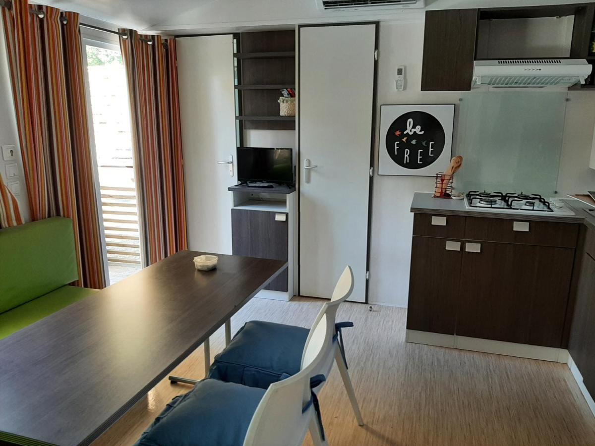 Mobile Home Entierement Equipe ラ・ロック・ダンテロン エクステリア 写真