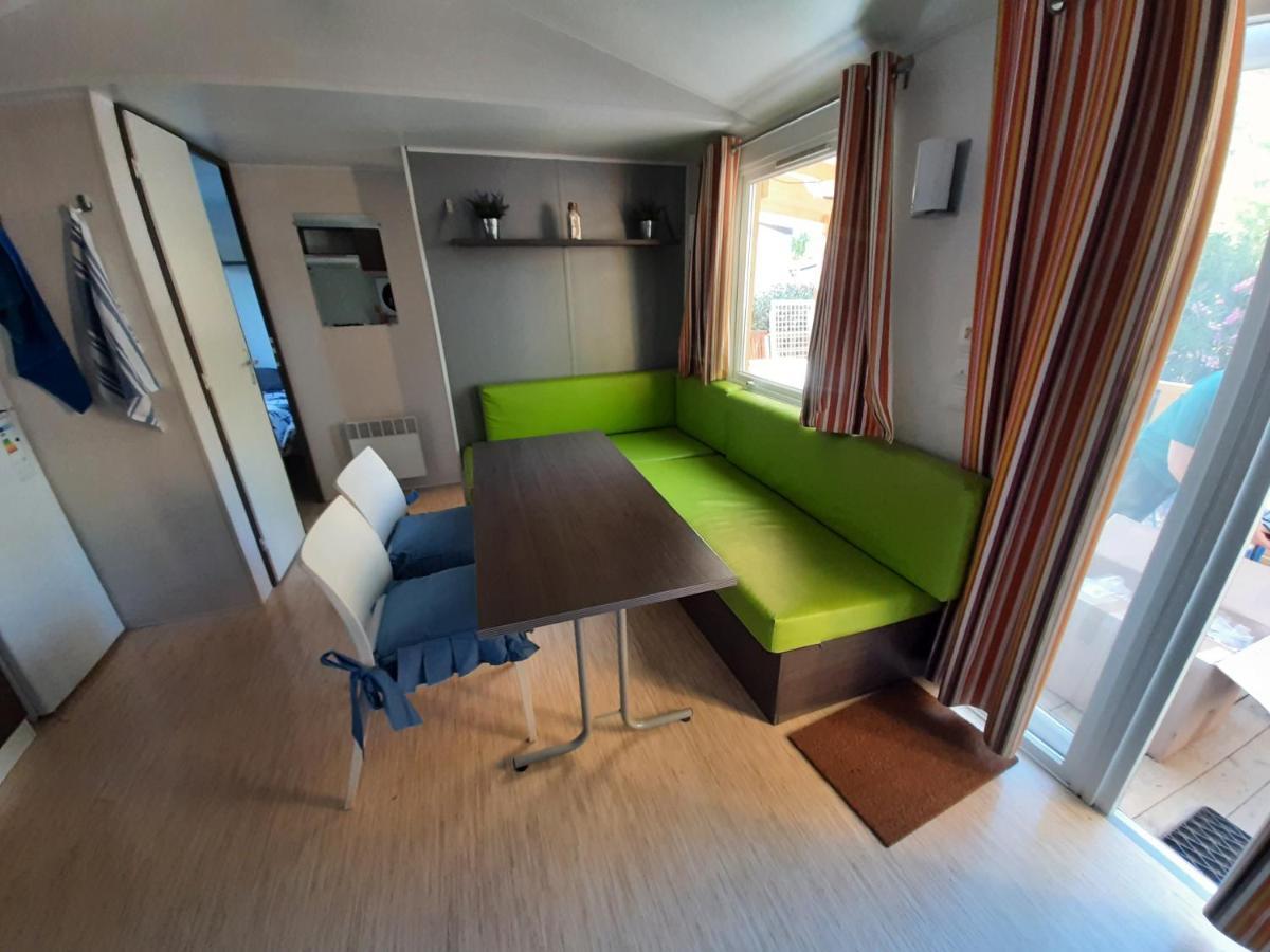 Mobile Home Entierement Equipe ラ・ロック・ダンテロン エクステリア 写真